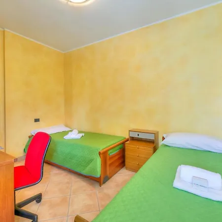 Il Sole Di Mirasole - Happy Tatil Evi Leggiuno
